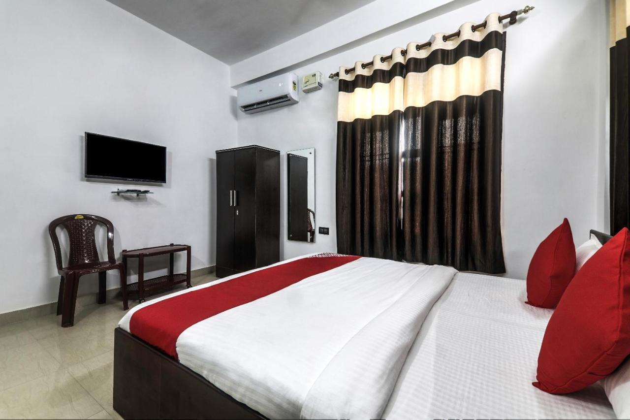 Oyo 13927 Green View Guest House Dispur Ngoại thất bức ảnh
